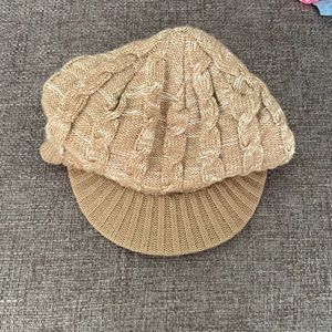 Dakine brimmed beanie hat